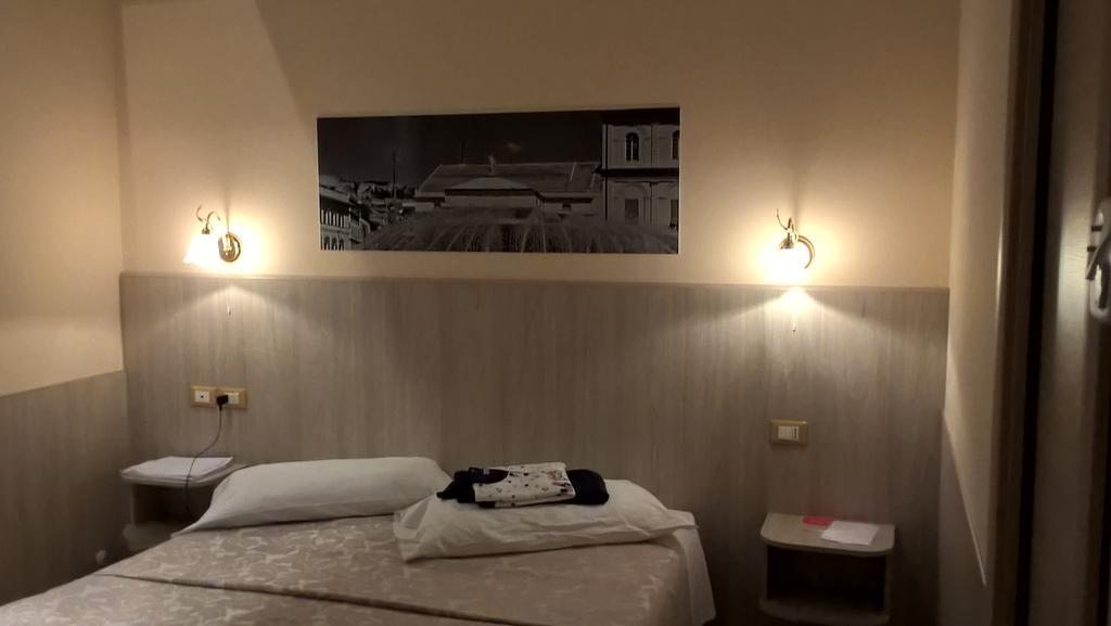 Hotel Cantore Genoa Exterior photo