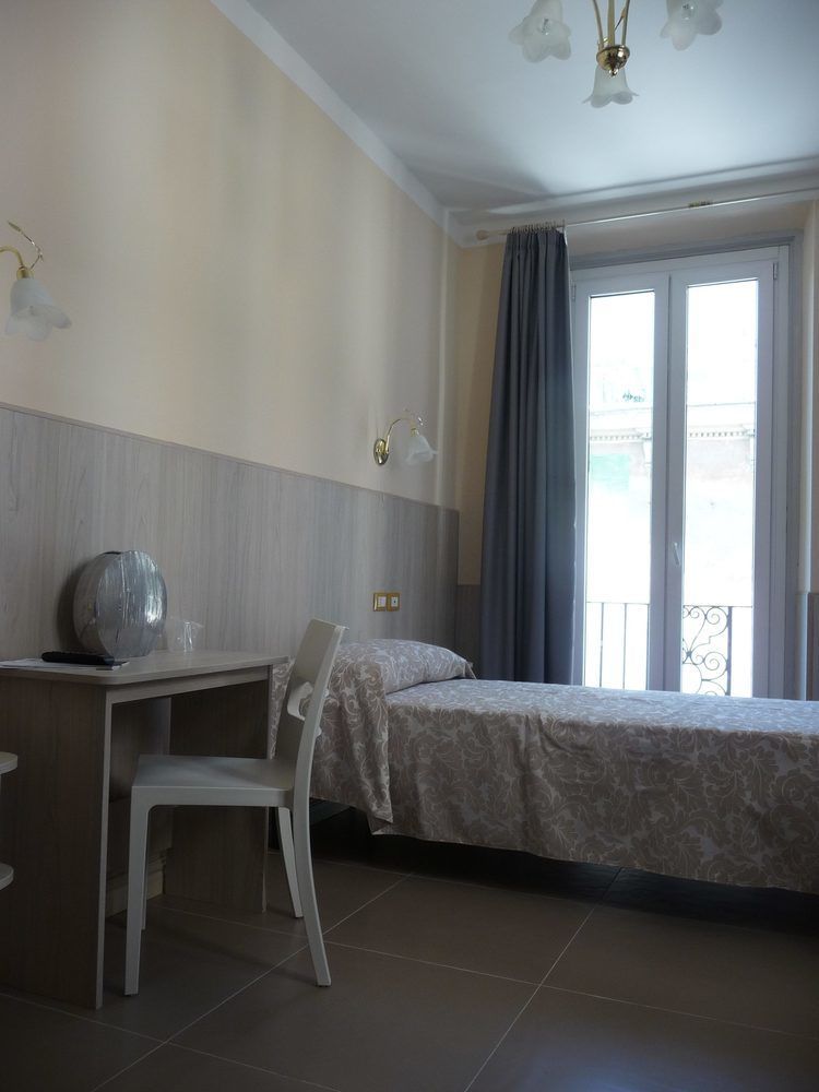 Hotel Cantore Genoa Exterior photo